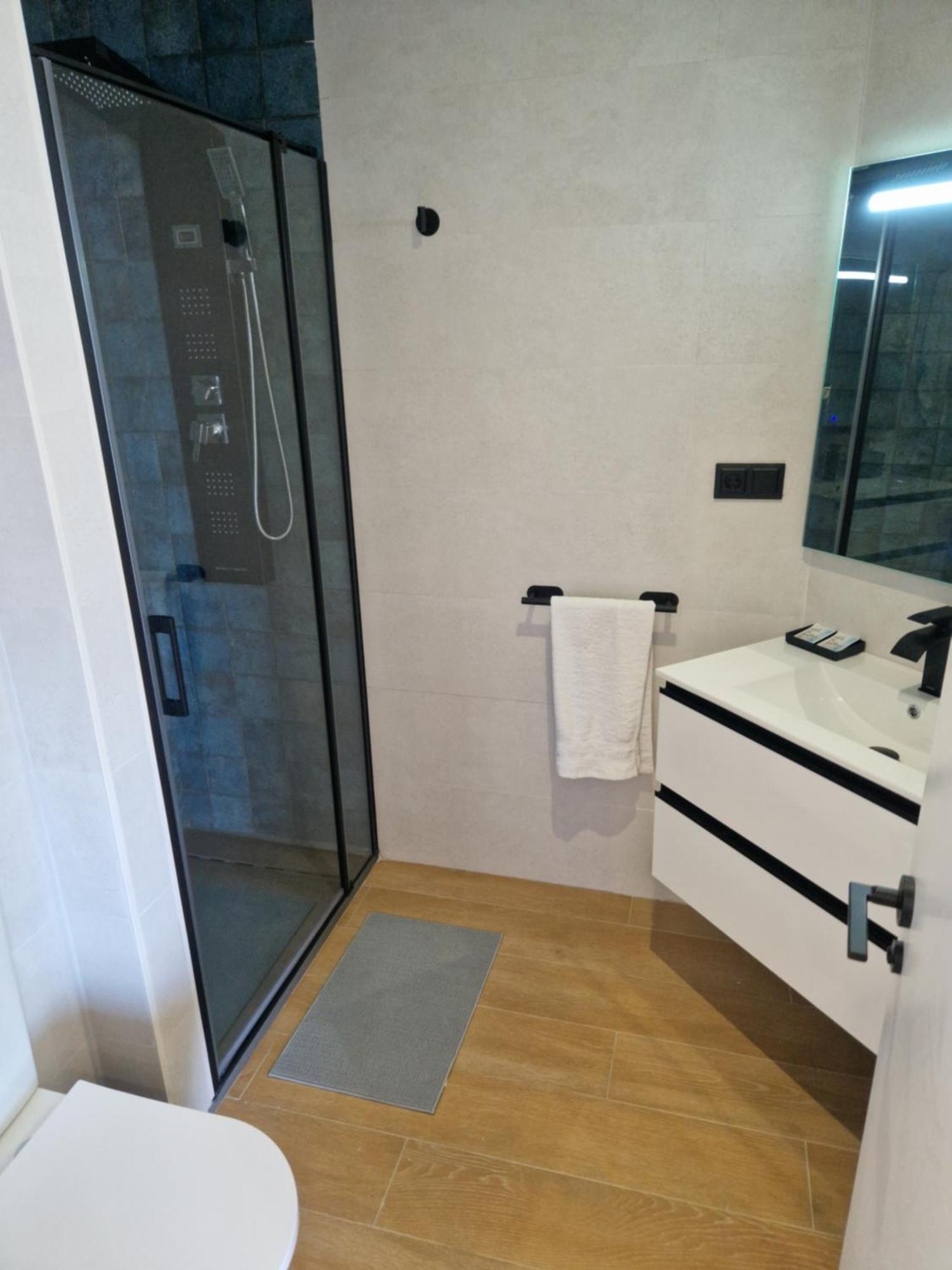 Estudio 8 萨各夫雷纳 外观 照片